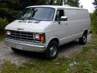 1991_Dodge_van.jpg (7607 bytes)